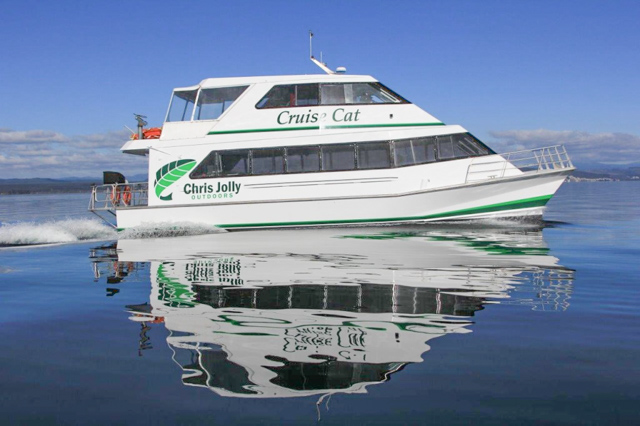 boat cruise chris lake
