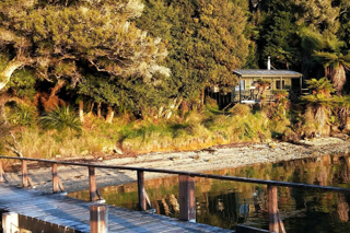 Fred's Hut-Stewart-Island