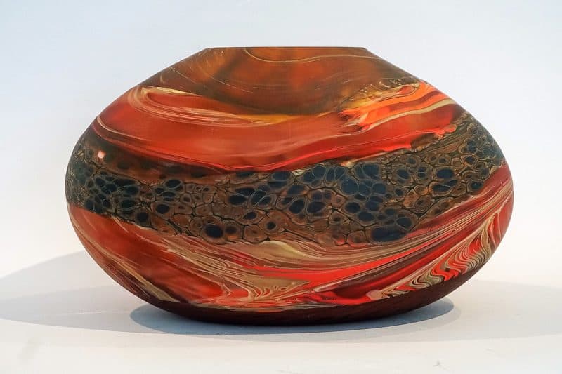 lavaglasstaupoglassblowingstudioandsculpturegardengallery11