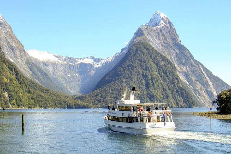 cruise-milford-sound-fiordland-national-park-te-anau-queenstown-fly-feature-3 | Must Do New Zealand