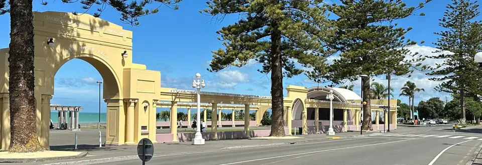 Marine Parade walkway along Napier’s waterfront with ocean views.