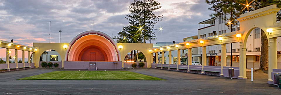 The sound shell Napier on dusk