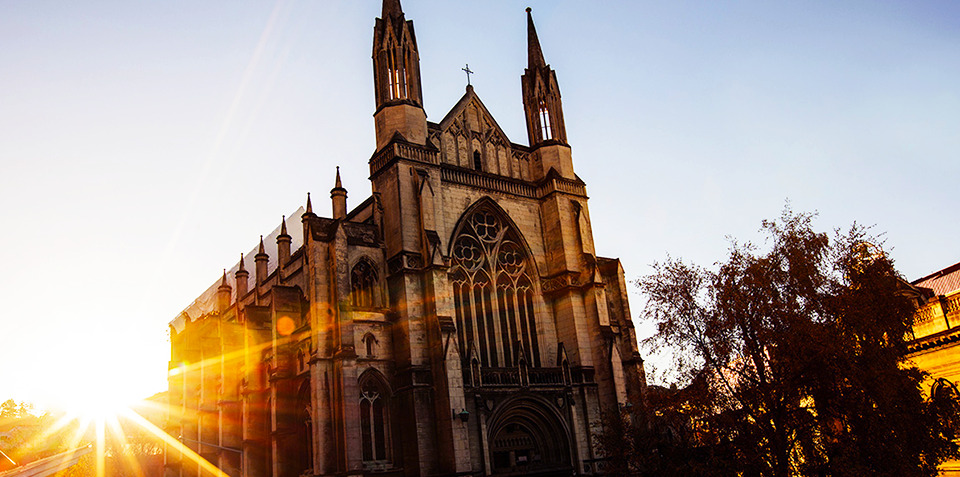 exterior saint Pauls cathedral in the Octagon Dunedin