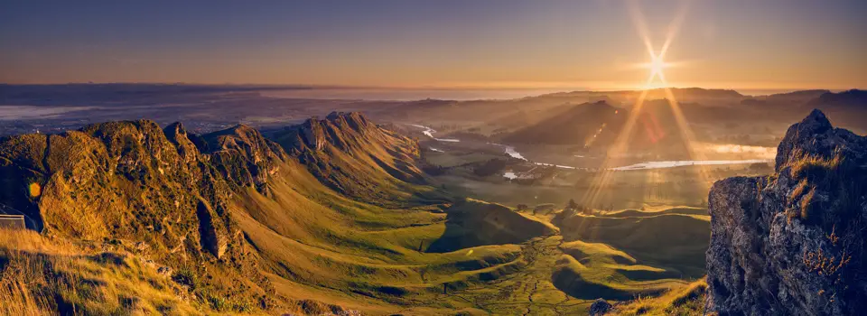 Panoramic view from Te Mata Peak overlooking Hawke’s Bay landscapes.